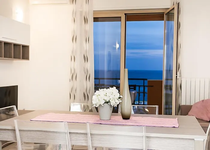 דירה Zenith Con Splendida Vista Mare!