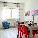 Апартаменты Zenith Con Splendida Vista Mare! *