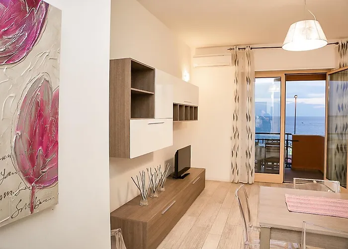 Zenith Con Splendida Vista Mare!